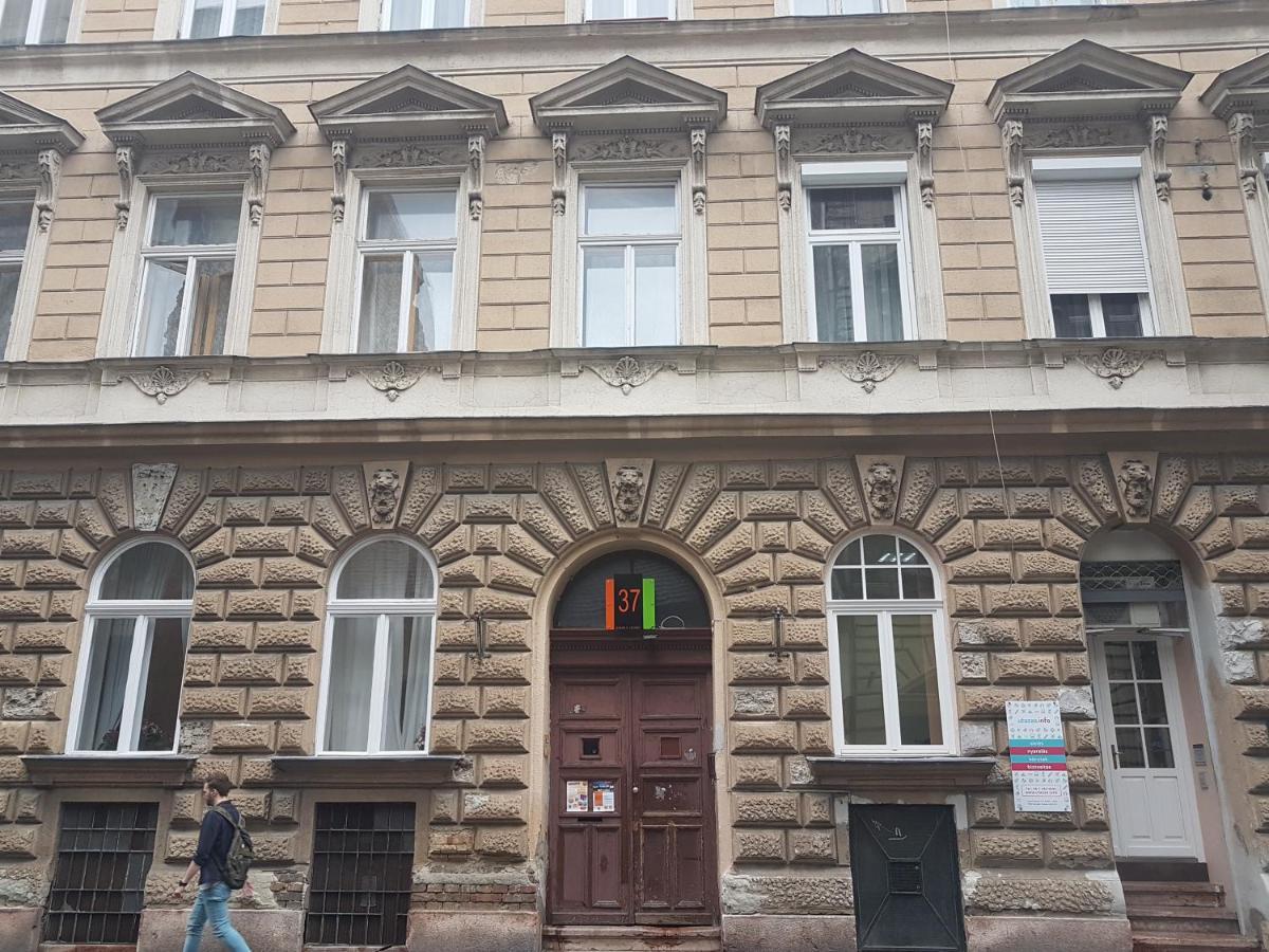 Small Home Budapest Sziv 3 Luaran gambar